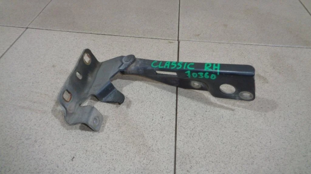 Петля капота правая Nissan Almera Classic 2007 B10