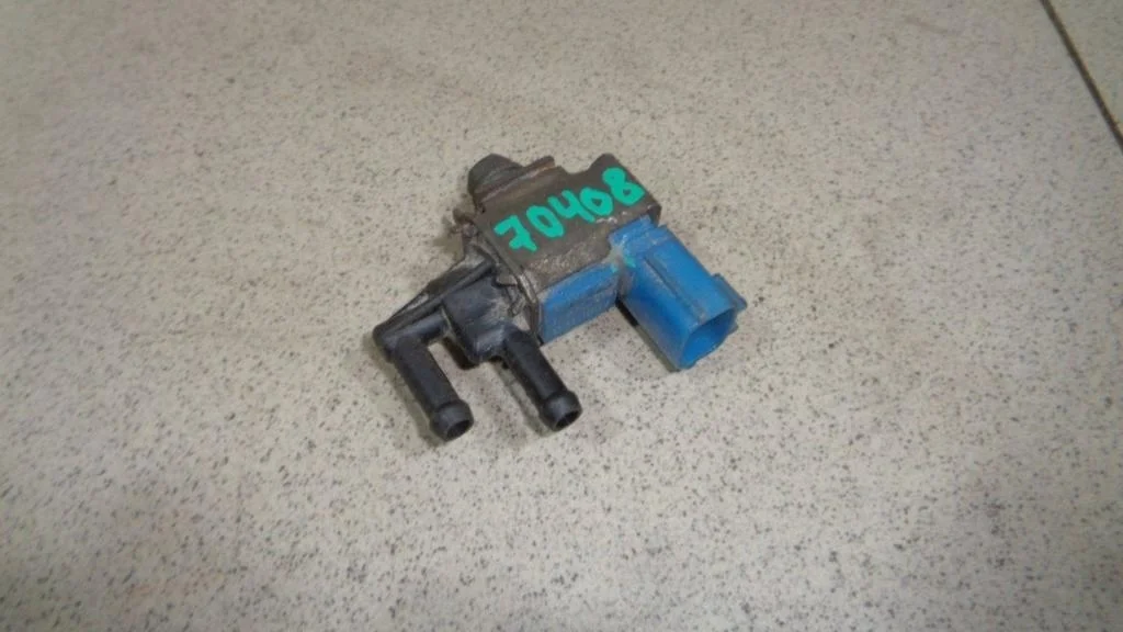 Клапан электромагнитный Nissan Almera Classic 2007 B10