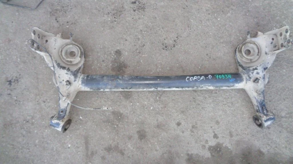Балка задняя Opel Corsa D
