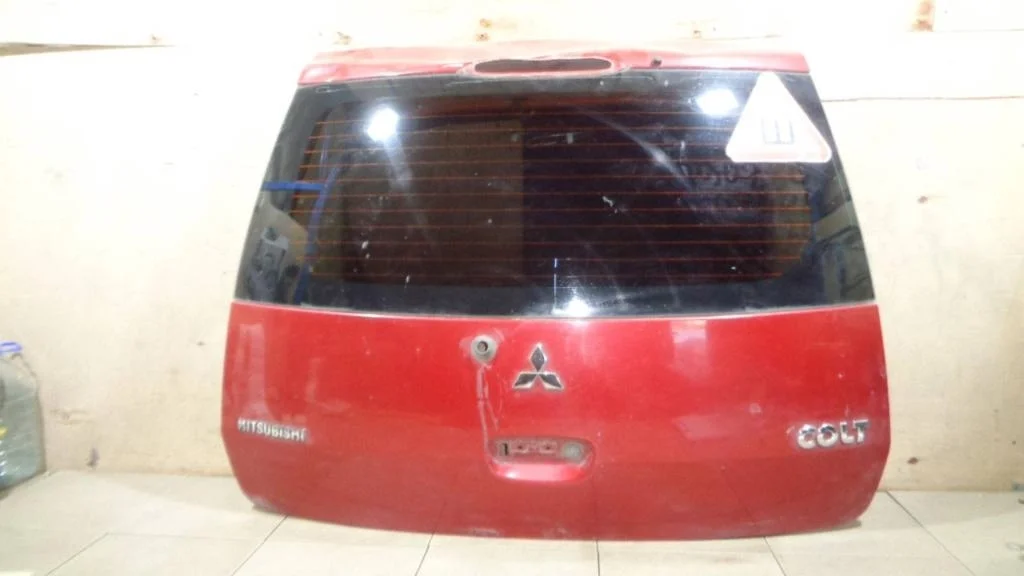Дверь багажника Mitsubishi Colt 2007 Z3