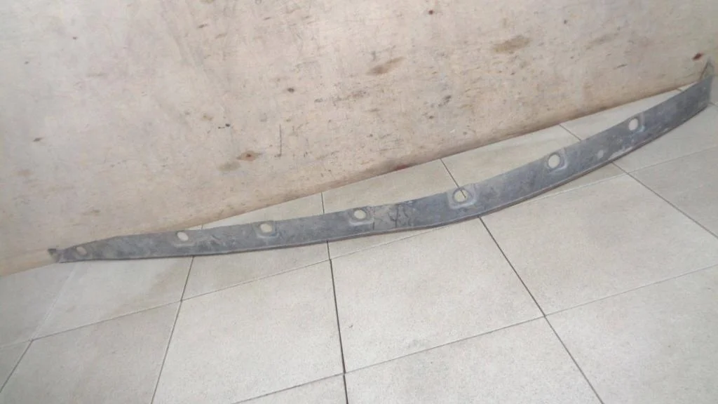 Накладка порог наружная Toyota Corolla E120