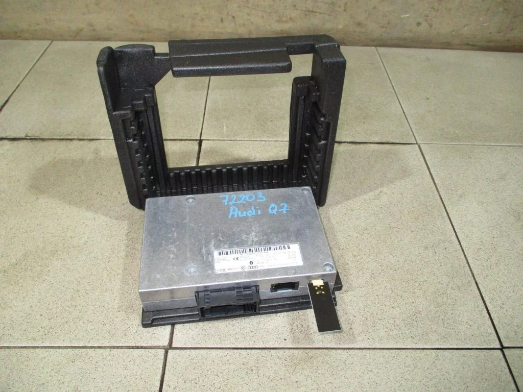 Блок электронный Audi Q7 2008 4L