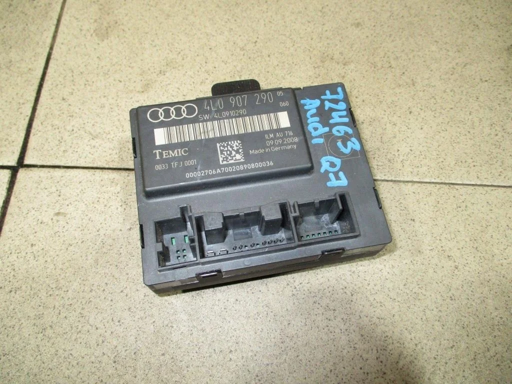 Блок комфорта Audi Q7 2008 4L