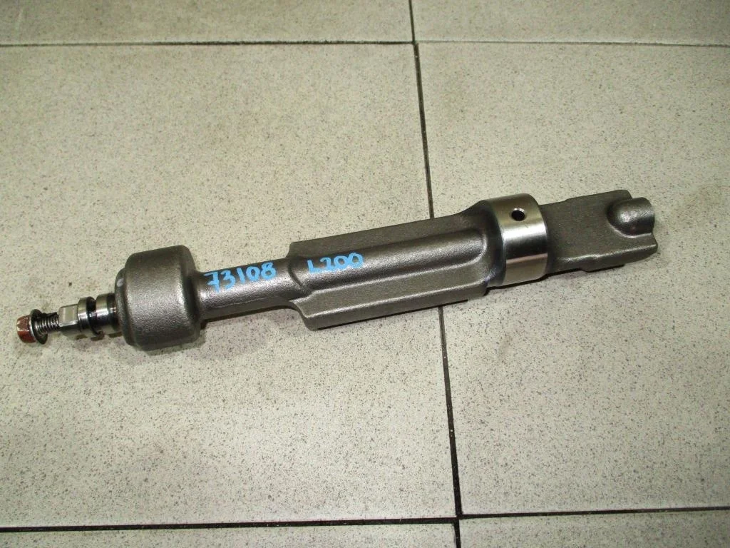 Вал балансирный Mitsubishi L200 2008 KA, KB