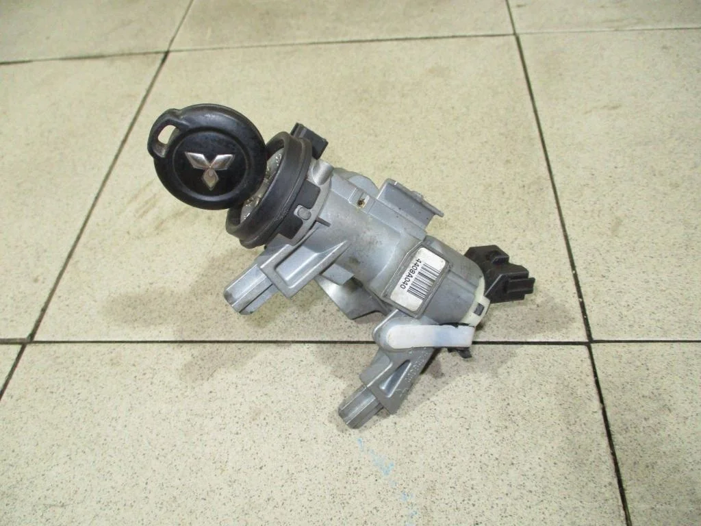 Замок зажигания Mitsubishi Colt 2007 Z3