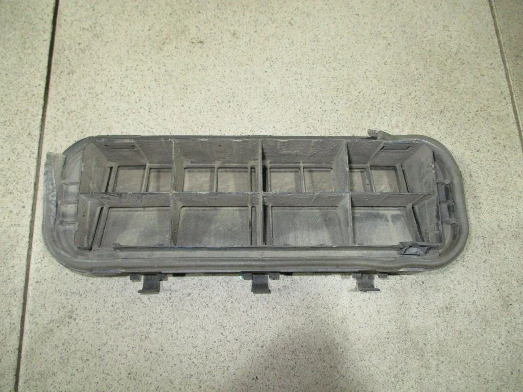 Решетка вентиляционная Infiniti G37 2009 V36