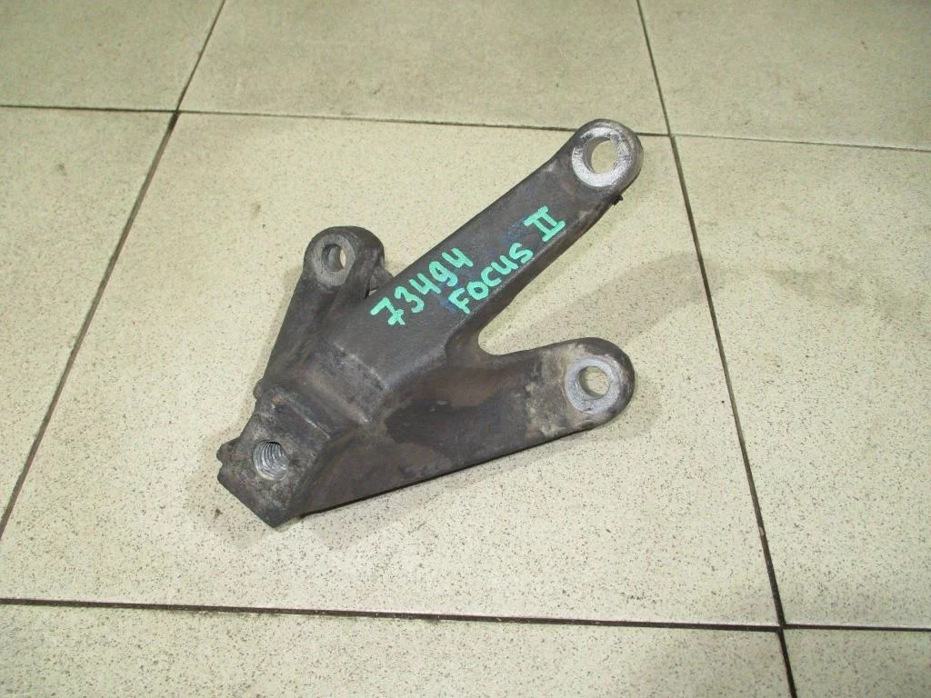 Кронштейн кпп Ford Focus 2007