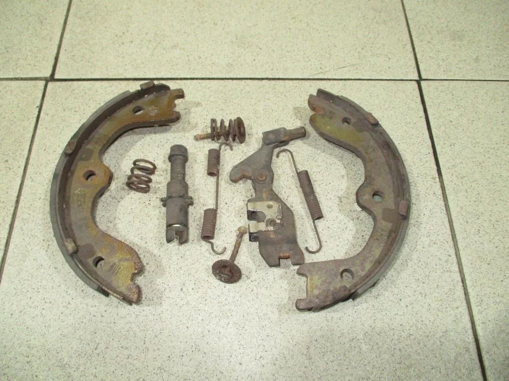 Ремкомплект ручника Infiniti G37 2009 V36