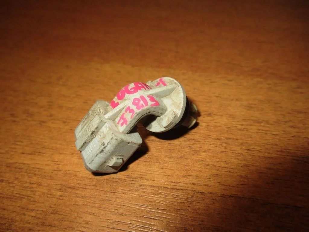 Датчик температуры воздуха Renault Logan 1 L90