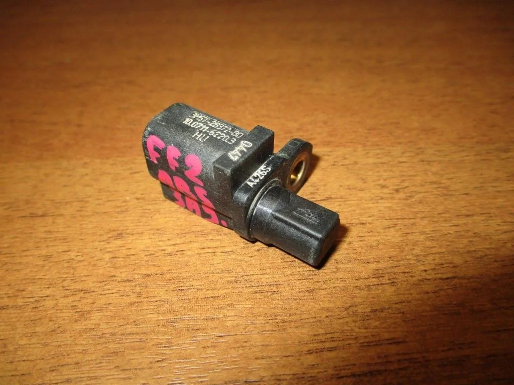 Датчик abs задний Ford Focus 2