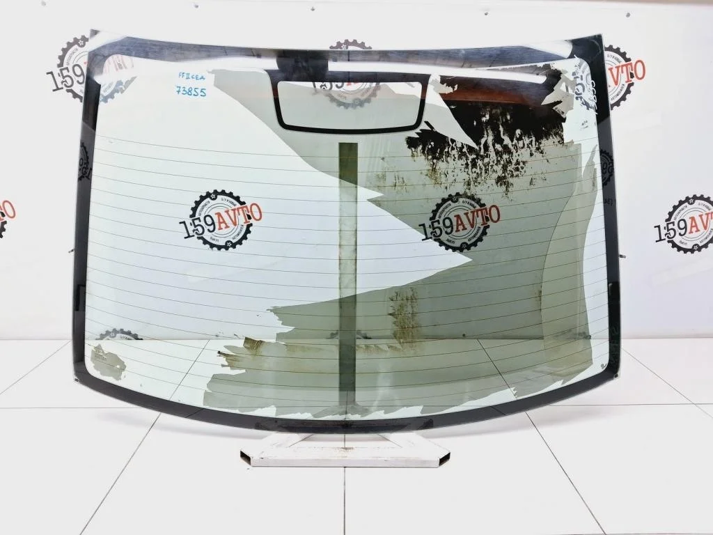 Стекло заднее Ford Focus 2