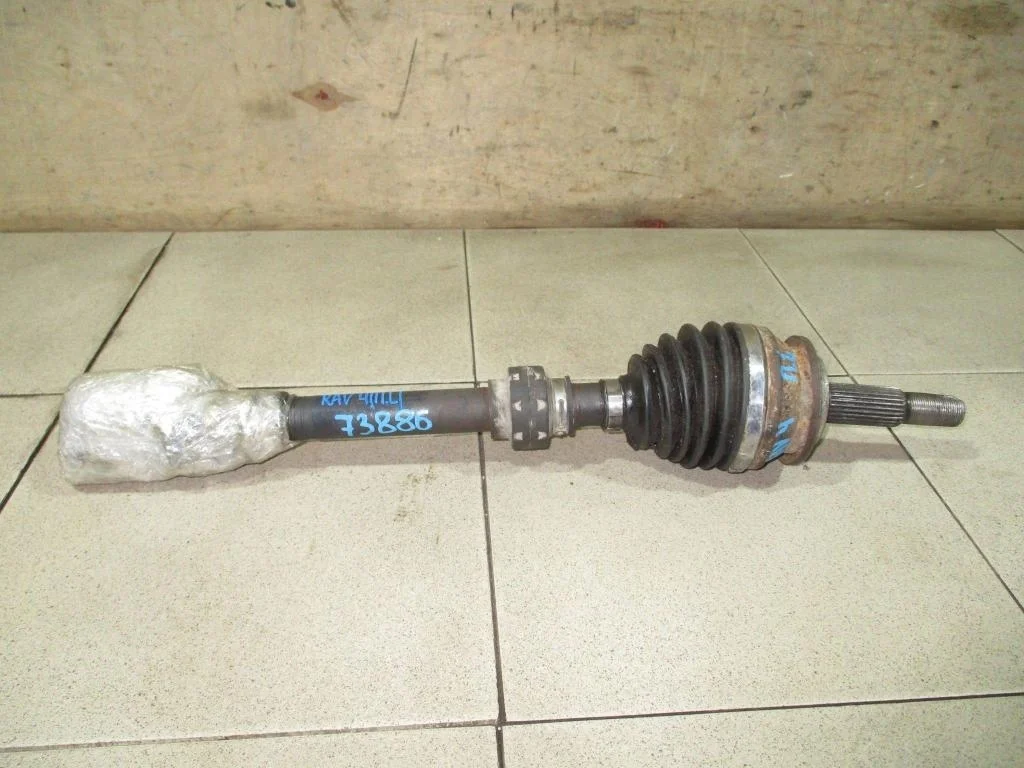 Полуось передняя левая Toyota RAV4 A30