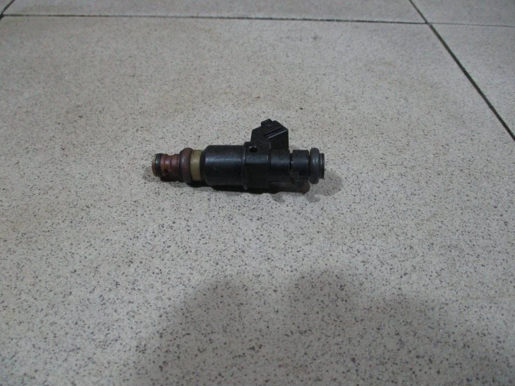 Форсунка топливная Honda Accord 7 CL