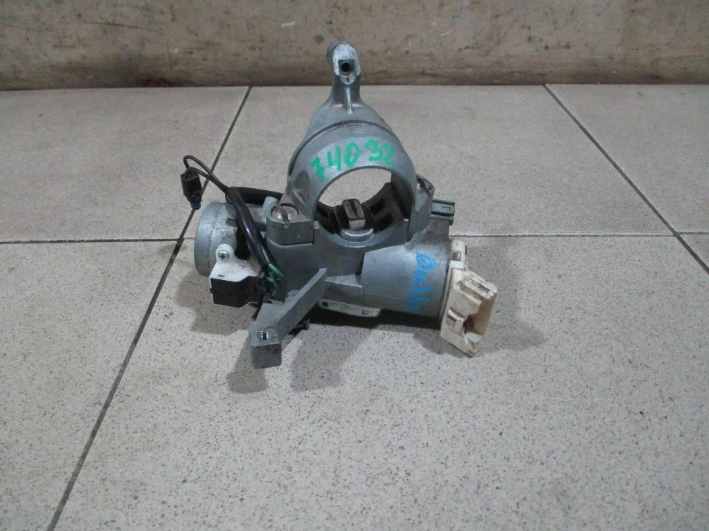 Замок зажигания Mitsubishi Outlander 1 CU