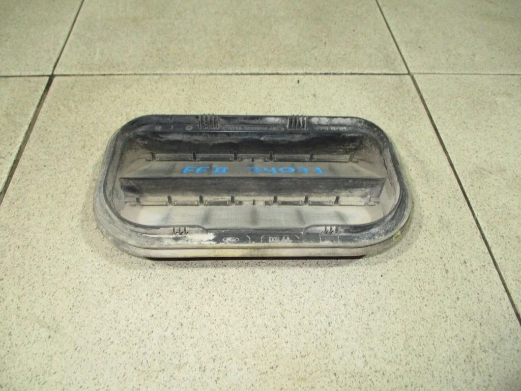 Решетка вентиляционная Ford Focus 2