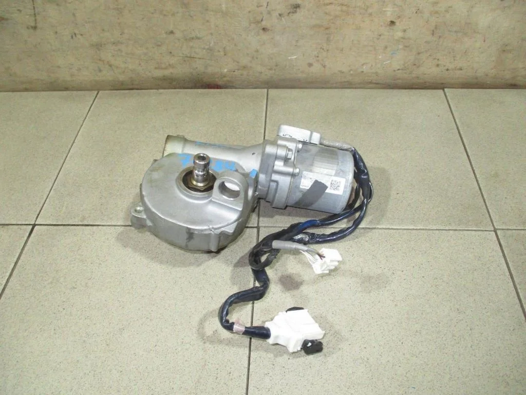 Серводвигатель рулевой рейки Toyota Corolla 2013 E150