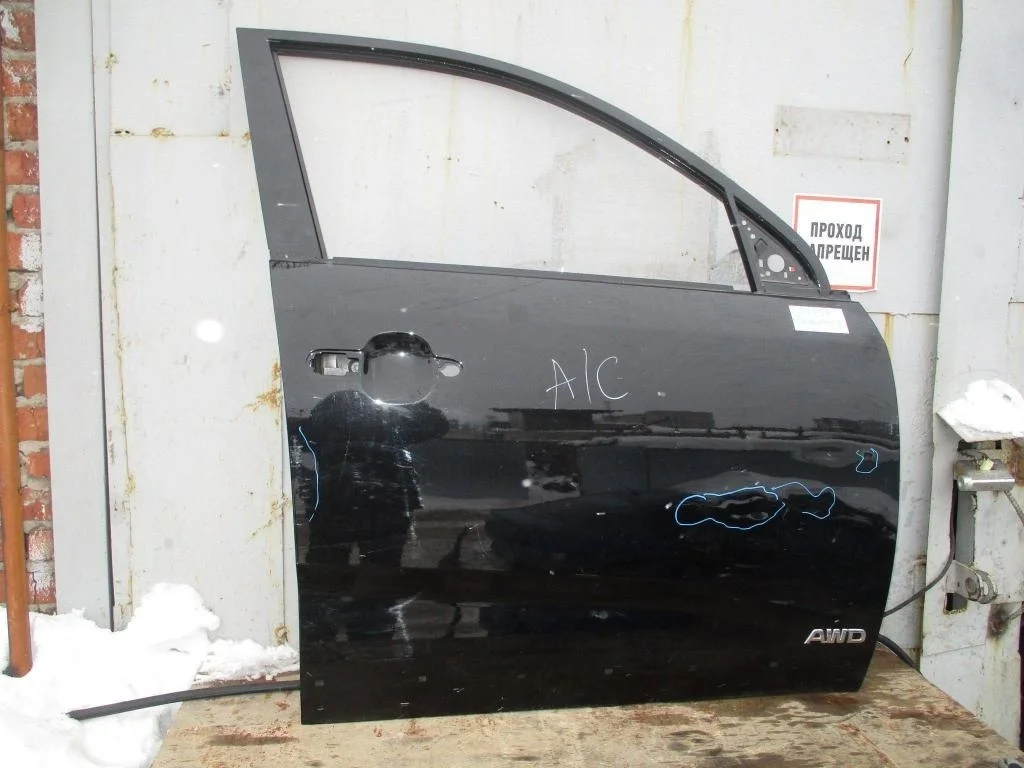 Дверь передняя правая Kia Sorento 3 UM