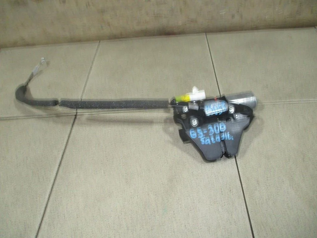 Замок багажника Lexus GS350 S190