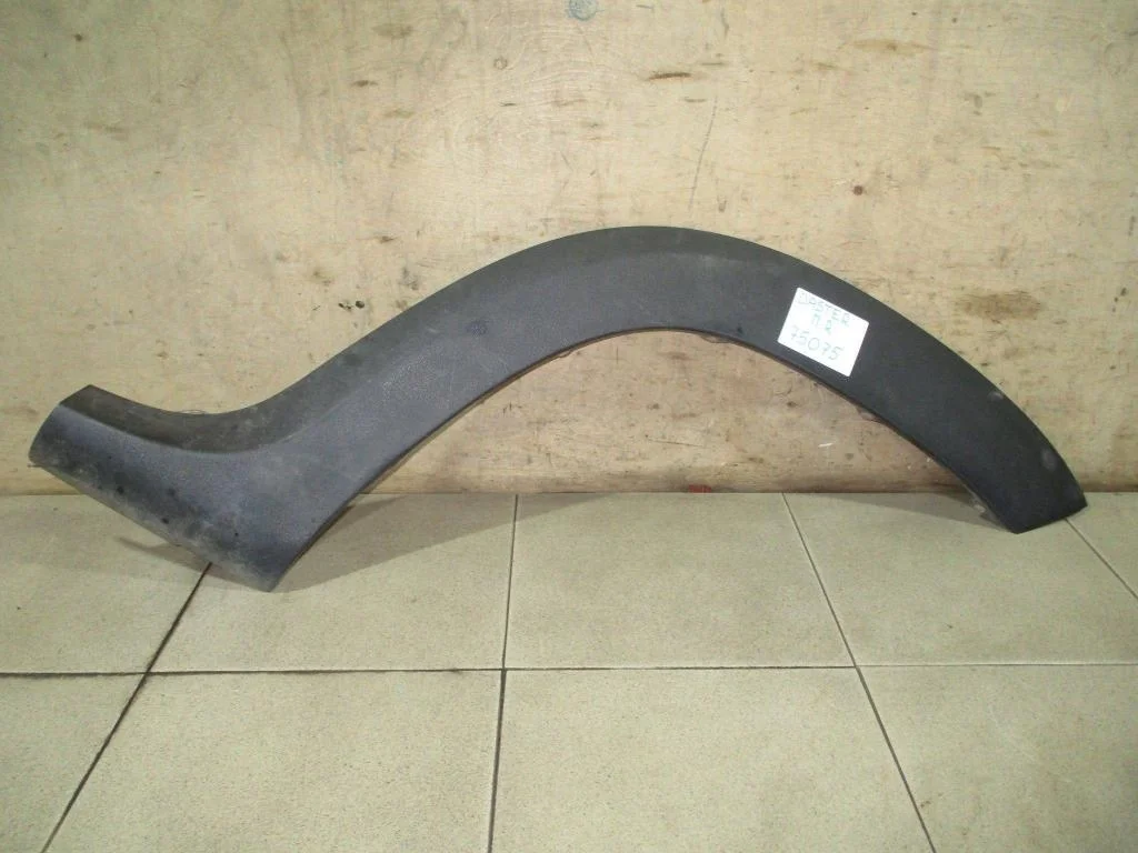 Накладка заднего крыла левого Renault Duster 1 2012