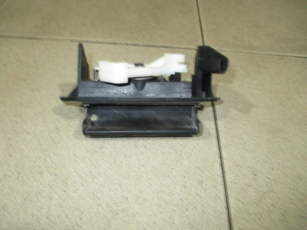 Ручка двери багажника наружная Toyota Corolla 2006 E120