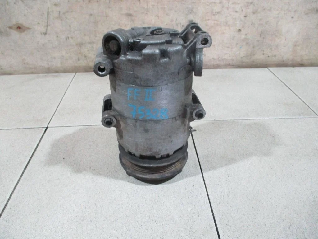 Компрессор кондиционера Ford Focus 2007