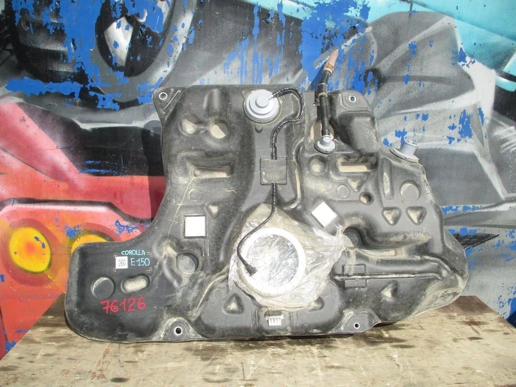 Бак топливный Toyota Corolla E150