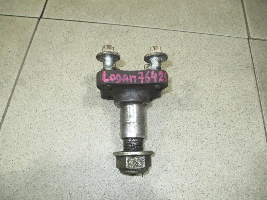 Цапфа Renault Logan 1 L90