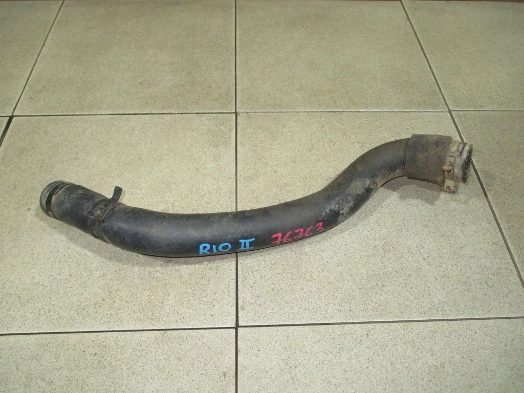 Патрубок радиатора Kia RIO 2 2006 JB