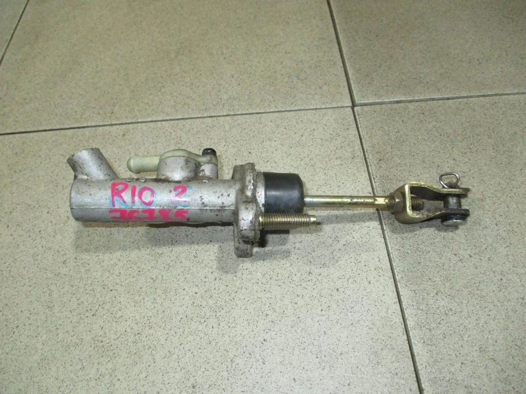 Цилиндр сцепления главный Kia RIO 2 2006 JB