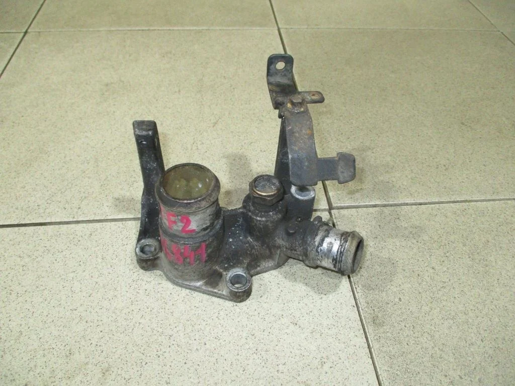 Фланец системы охлаждения Ford Focus 2007