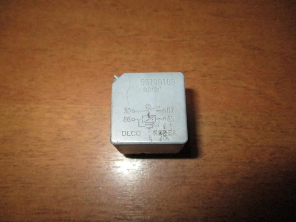 Реле Chevrolet Lacetti J200