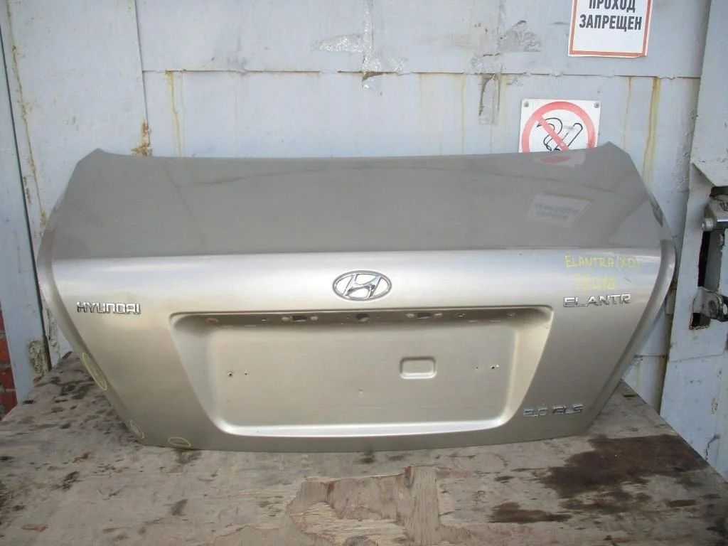 Крышка багажника Hyundai Elantra 2001 XD