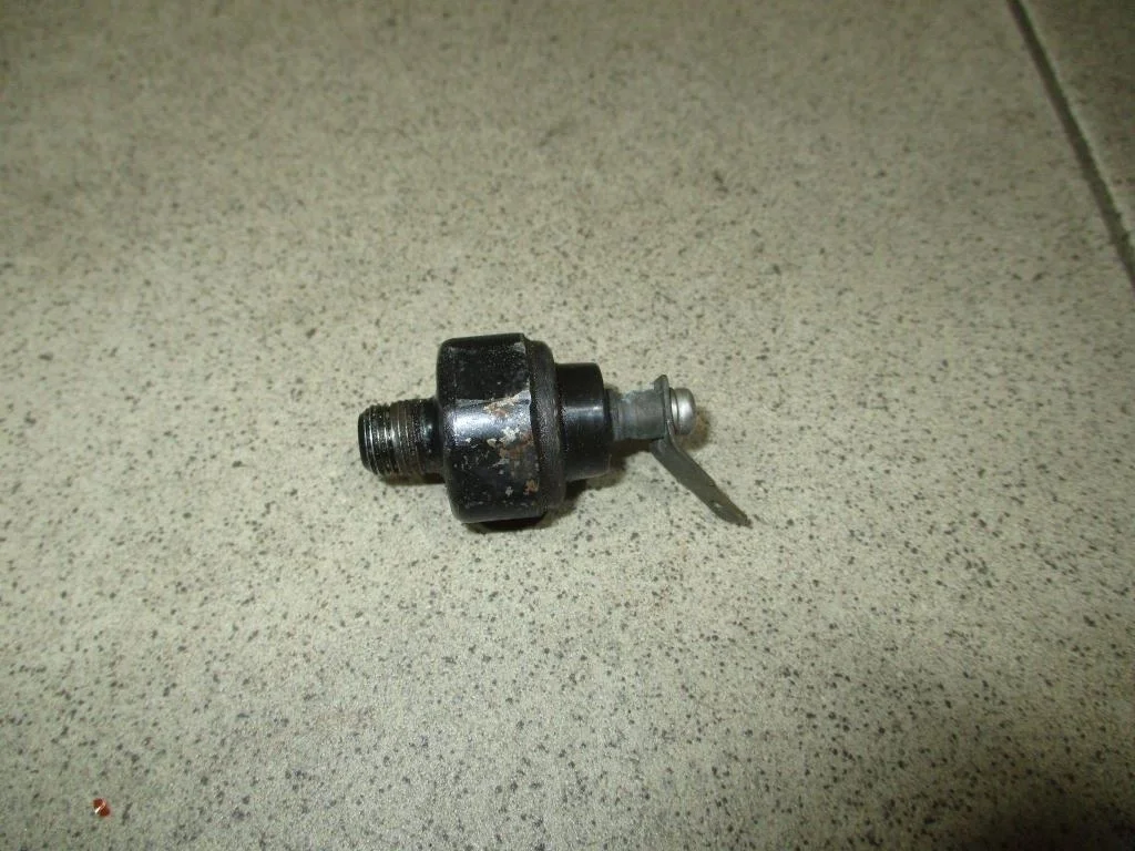 Датчик давления масла Hyundai Getz TB