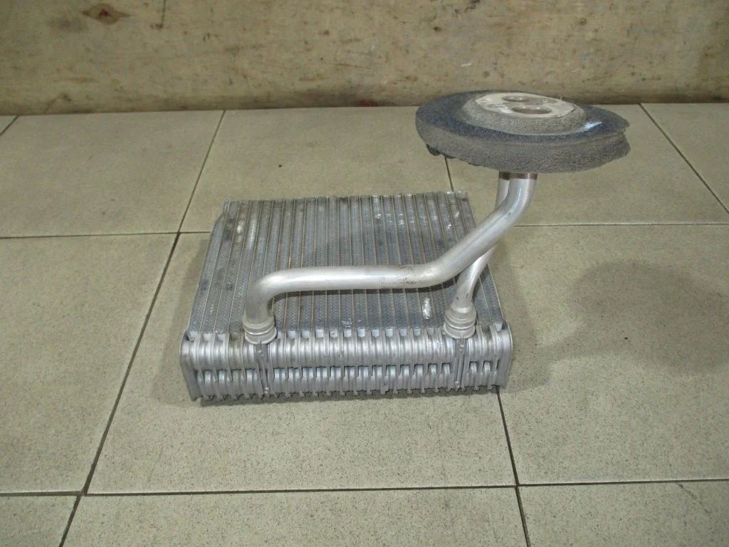 Испаритель кондиционера Renault Megane 2 2008