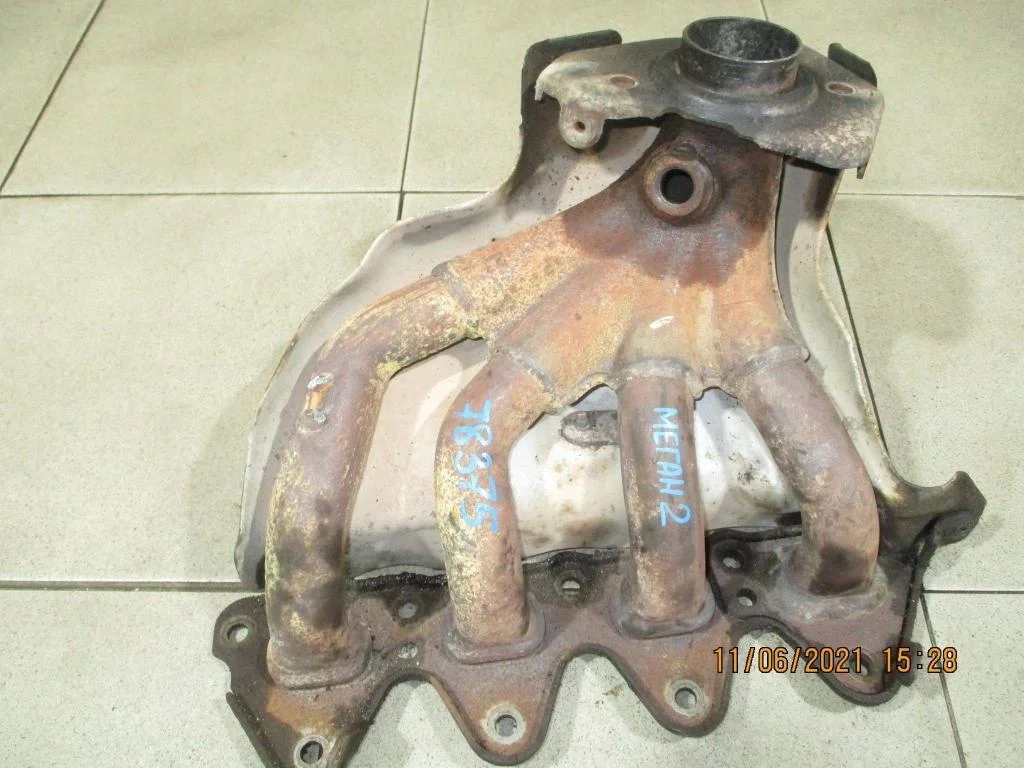 Коллектор выпускной Renault Megane 2