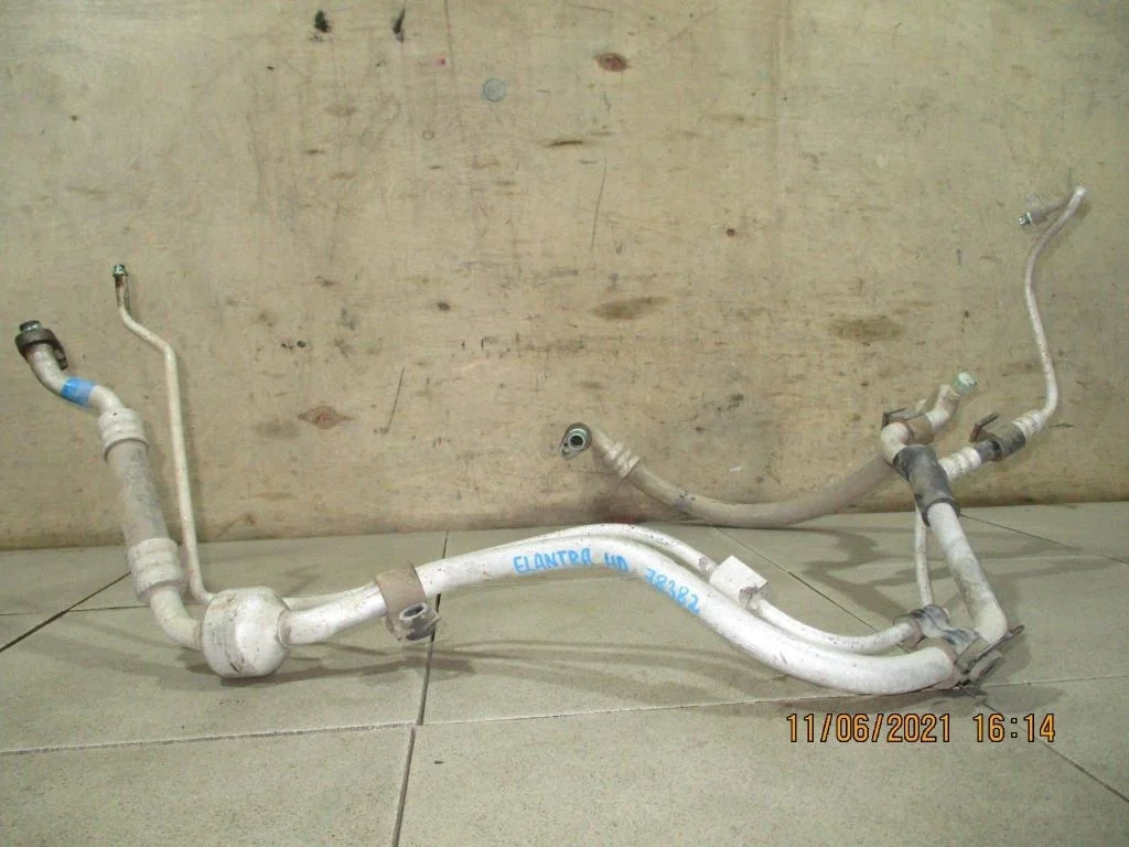 Трубка кондиционера Hyundai Elantra 2008 HD