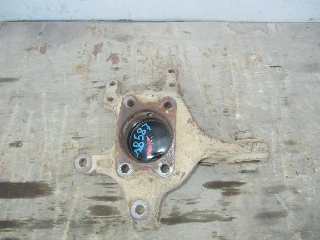 Кулак поворотный задний правый Hyundai Elantra 2008 HD