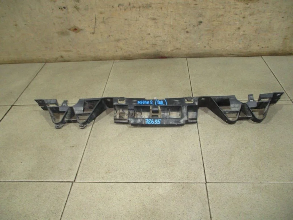 Кронштейн заднего бампера Renault Megane 2 2008