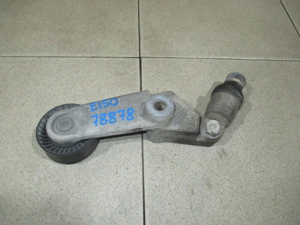 Натяжитель ремня Toyota Corolla E150