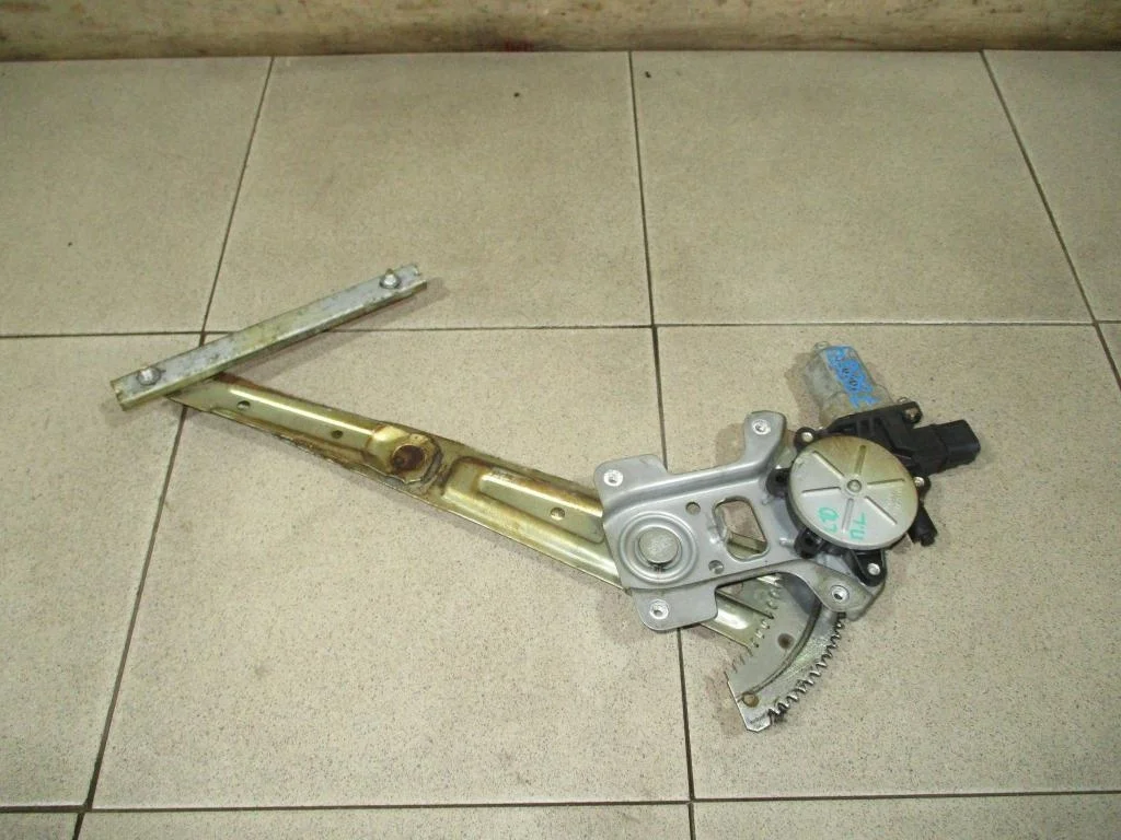 Стеклоподъемник передний левый Mitsubishi Lancer 10 CY