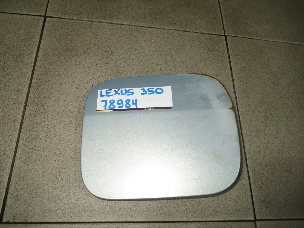 Лючок бензобака Lexus RX350 XU30