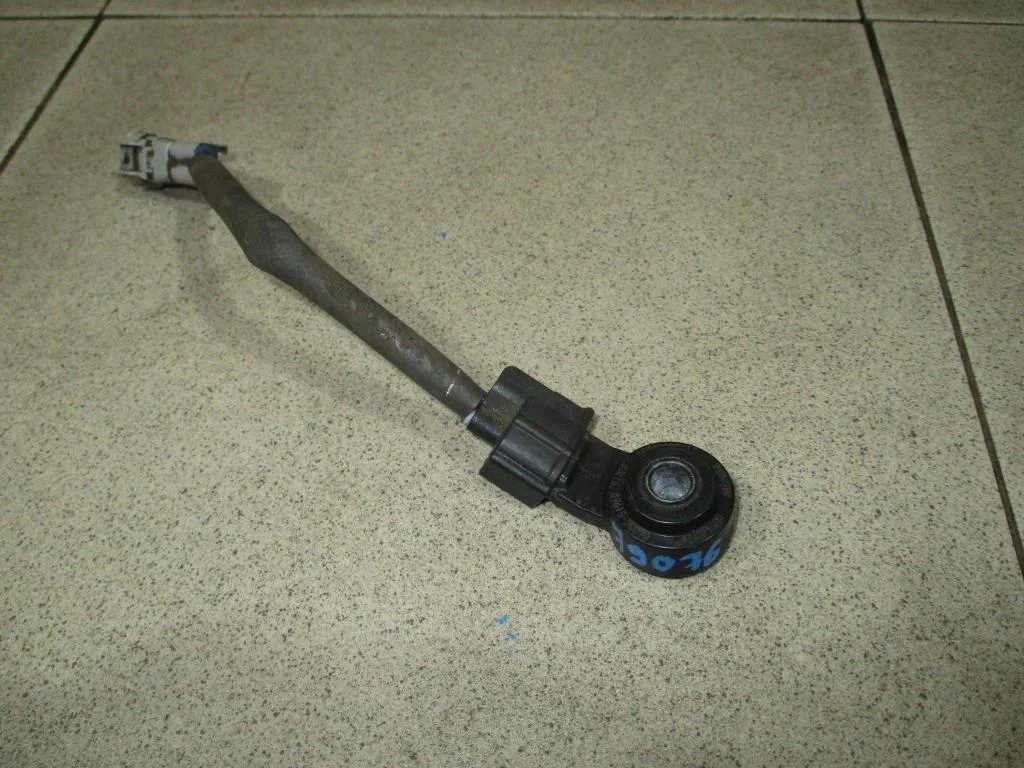 Датчик детонации Toyota Corolla E150