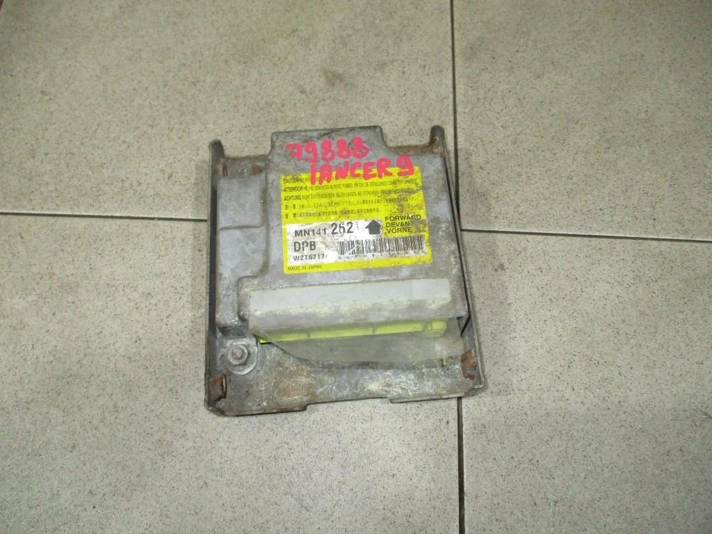 Блок управления air bag Mitsubishi Lancer 9 2009 CS