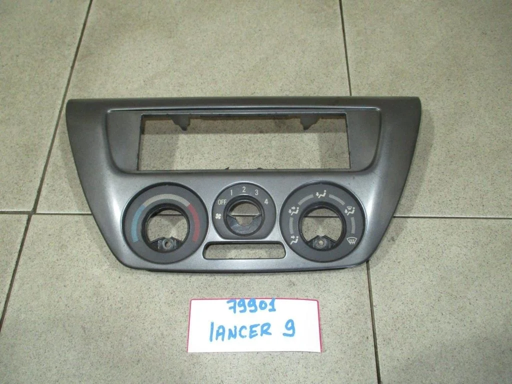 Накладка декоративная Mitsubishi Lancer 9 2009 CS