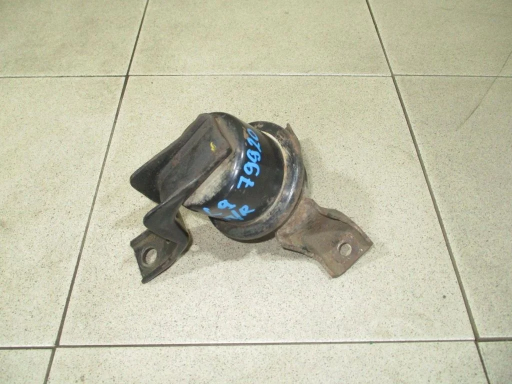 Опора двигателя правая Mitsubishi Lancer 9 2009 CS