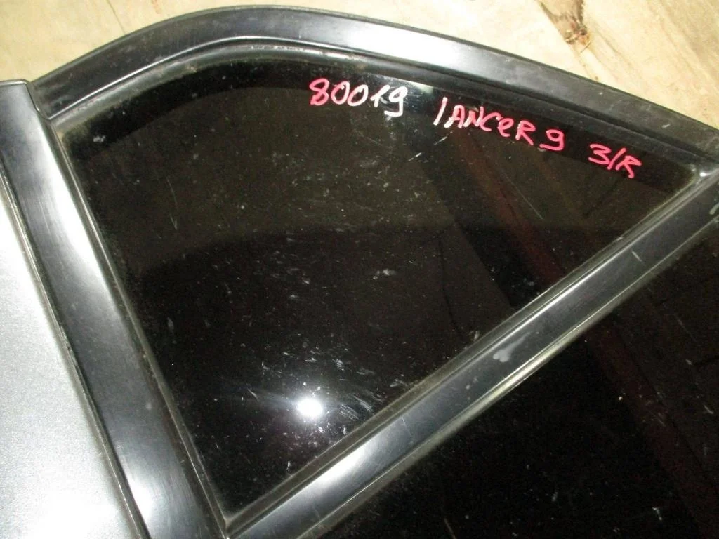 Стекло двери задней правой форточка Mitsubishi Lancer 9 2009 CS