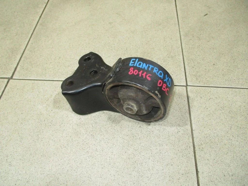 Опора двигателя задняя Hyundai Elantra 2001 XD