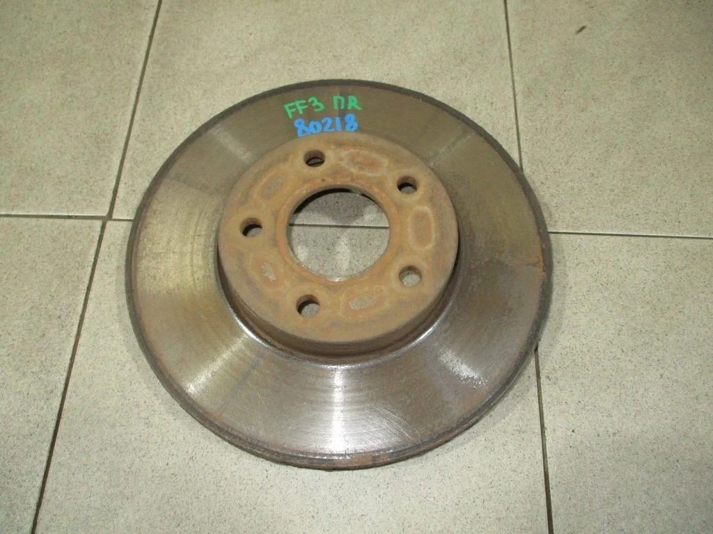 Диск тормозной передний вентилируемый Ford Focus 2012 3