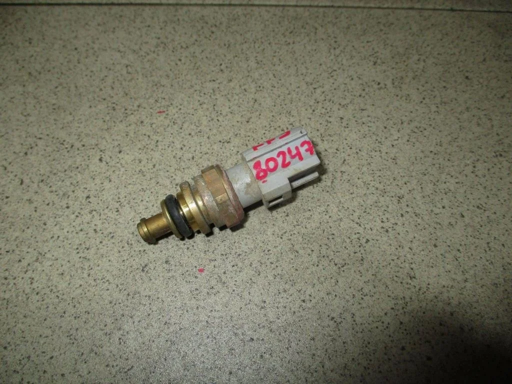 Датчик температуры Ford Focus 2012 3