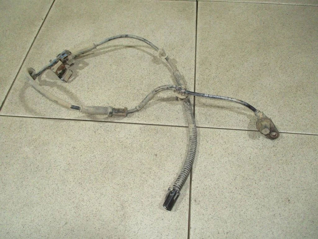 Датчик abs передний правый Hyundai Elantra HD